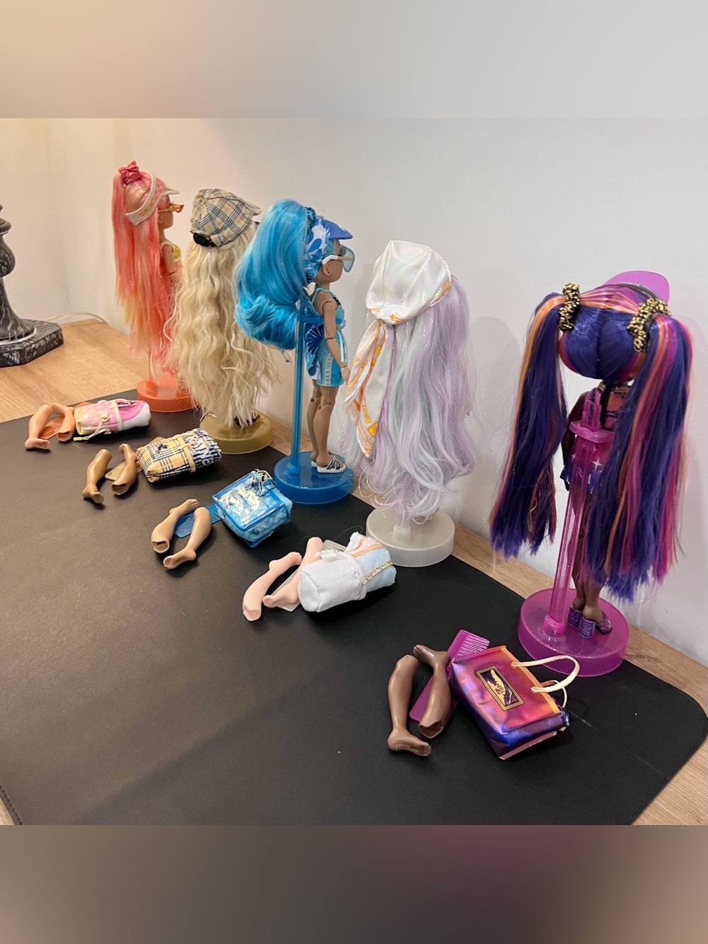 Rainbow High Pacific Coast fashion dolls -Collection - Picture 9 of 12